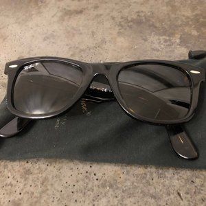 Ray-Ban Wayfarer Sunglasses Tortoise Polarized